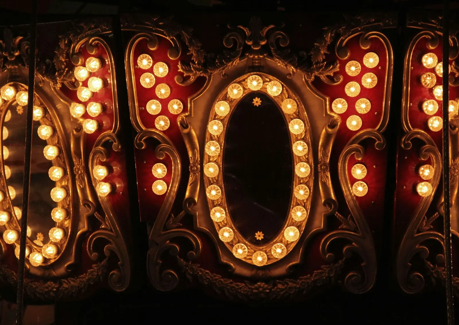 Artistas interagem com hologramas em números surpreendentes. (Créditos: Unsplash / Giorgio Trovato)